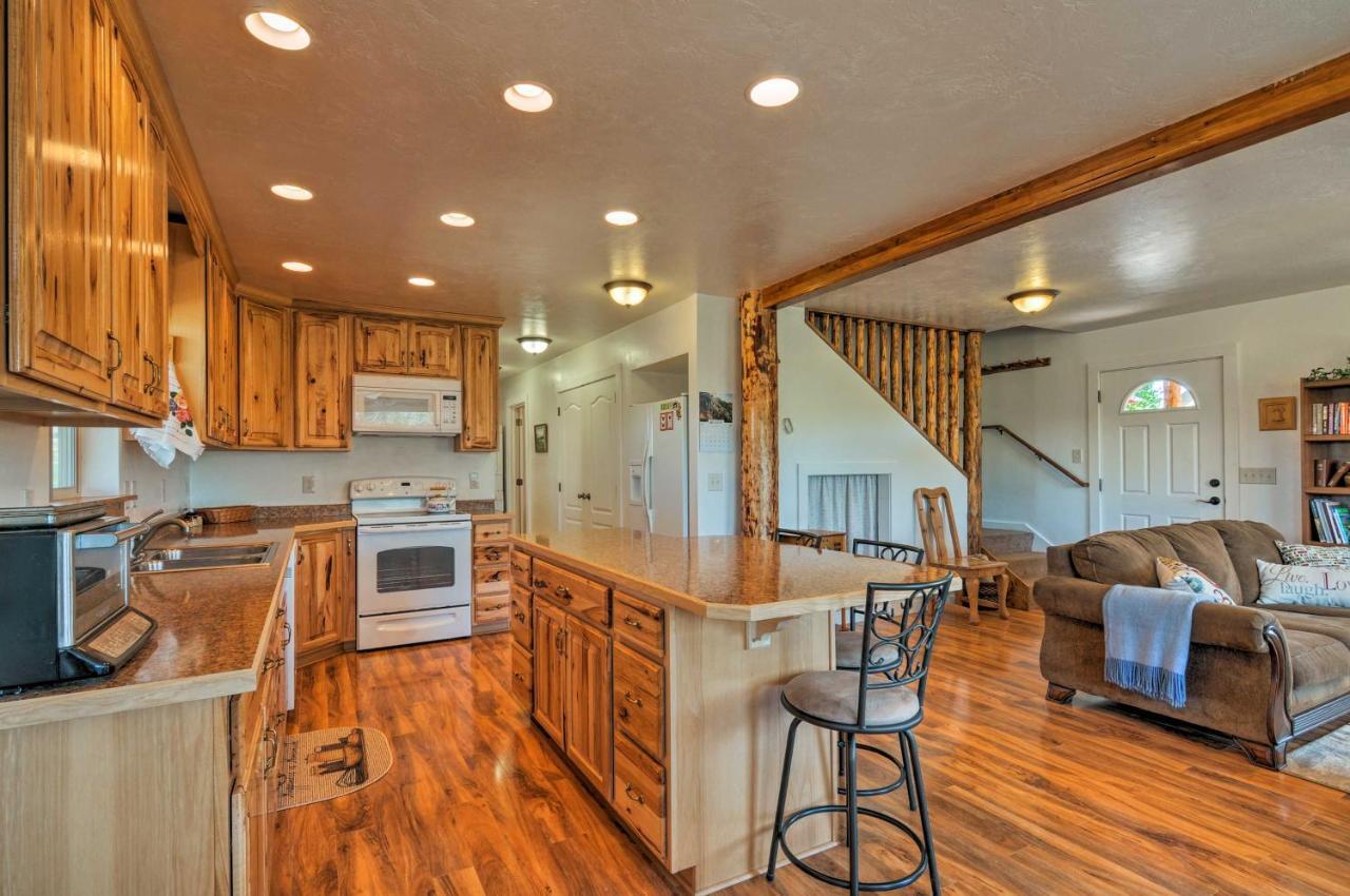 Cozy Henrieville Cabin 18 Mi To Bryce Canyon Np! Extérieur photo